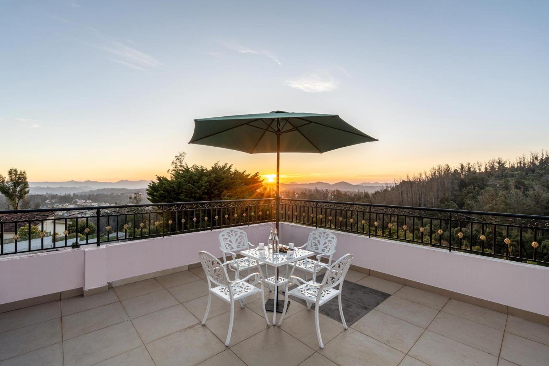 Stayvista At The West Wind 5Bhk Villa Ooty Comp Breakfast Eksteriør billede